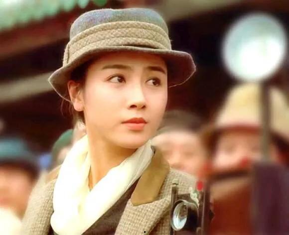 香港富商娱乐圈,权势与星光下的传奇故事