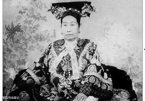 慈禧年轻时候的照片,慈禧年轻时的绝世容颜