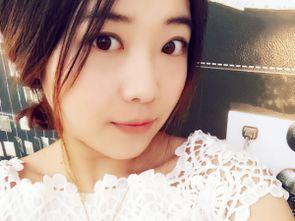 明可可个人资料,才华横溢的年轻艺术家，用镜头讲述生活故事